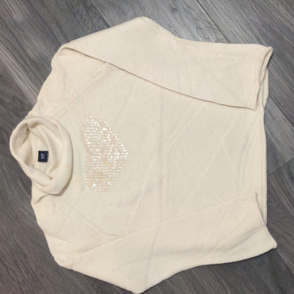 GAP Ivory Turtleneck with Sequin Heart - Picture 2 of 5